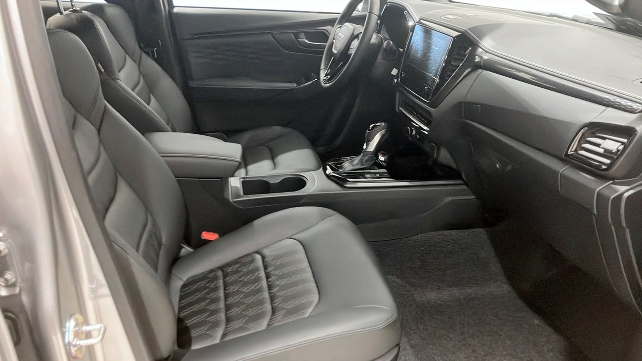 Isuzu D-max XRX DC AT CNG 2024, bild 3/9