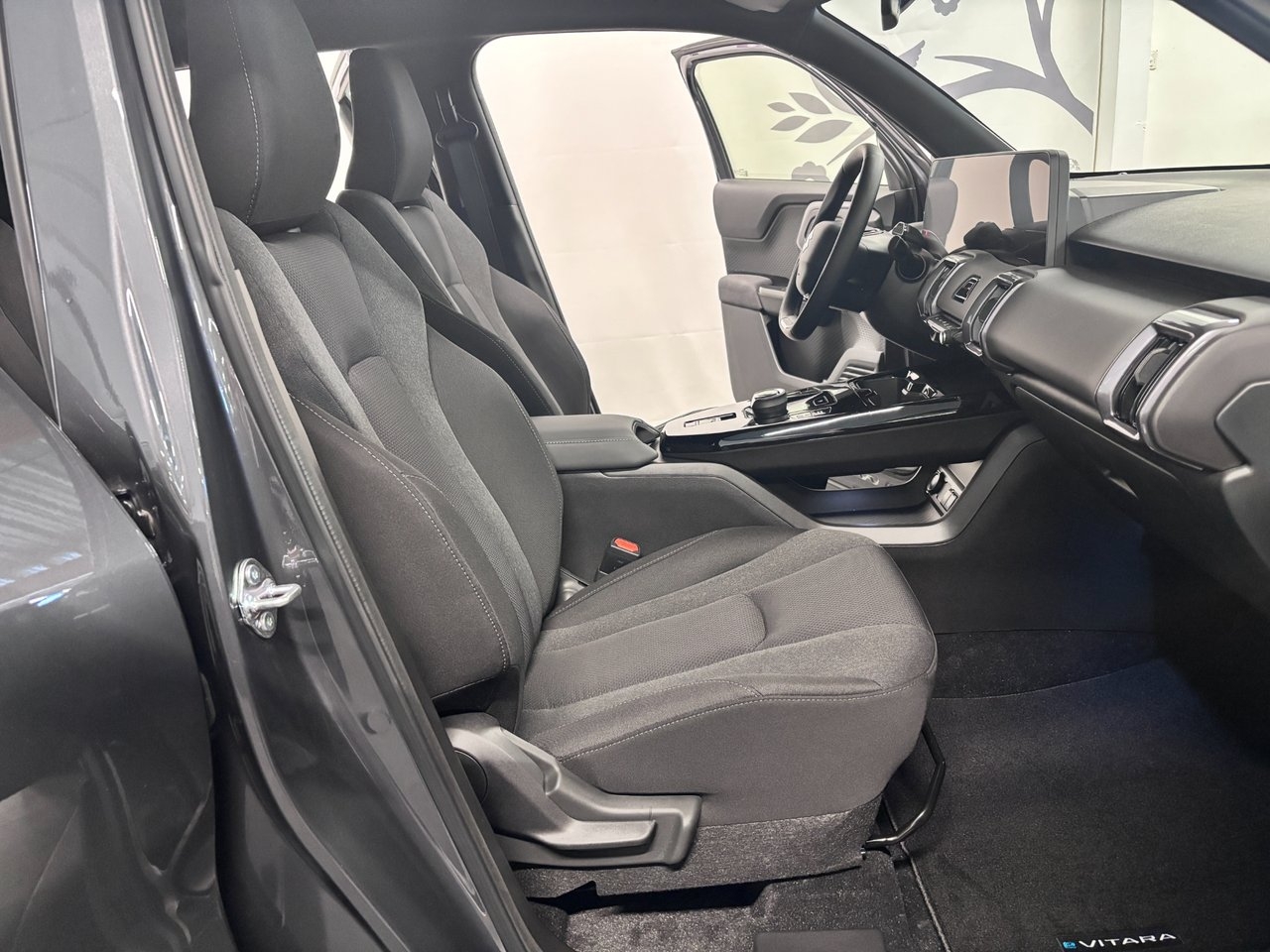 Suzuki eVitara 61kWh, 4X4 Select 2026, photo 7/10
