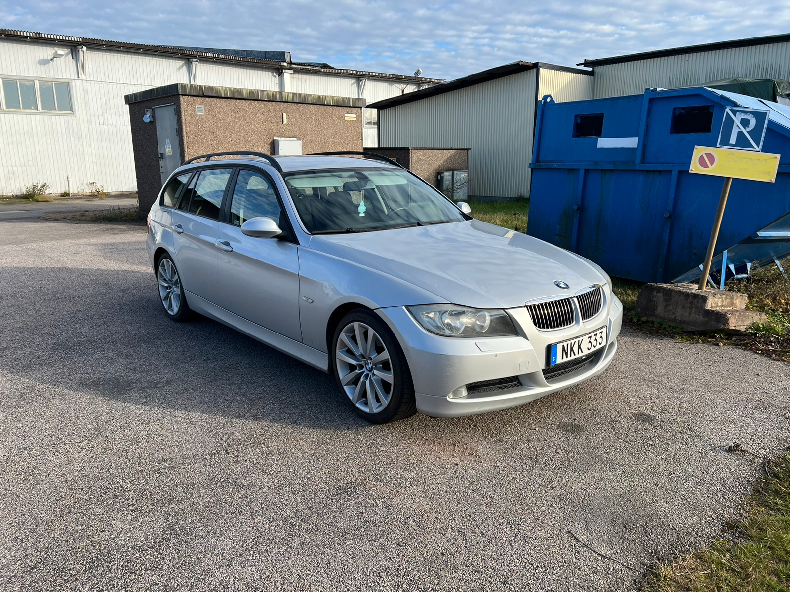 BMW 320