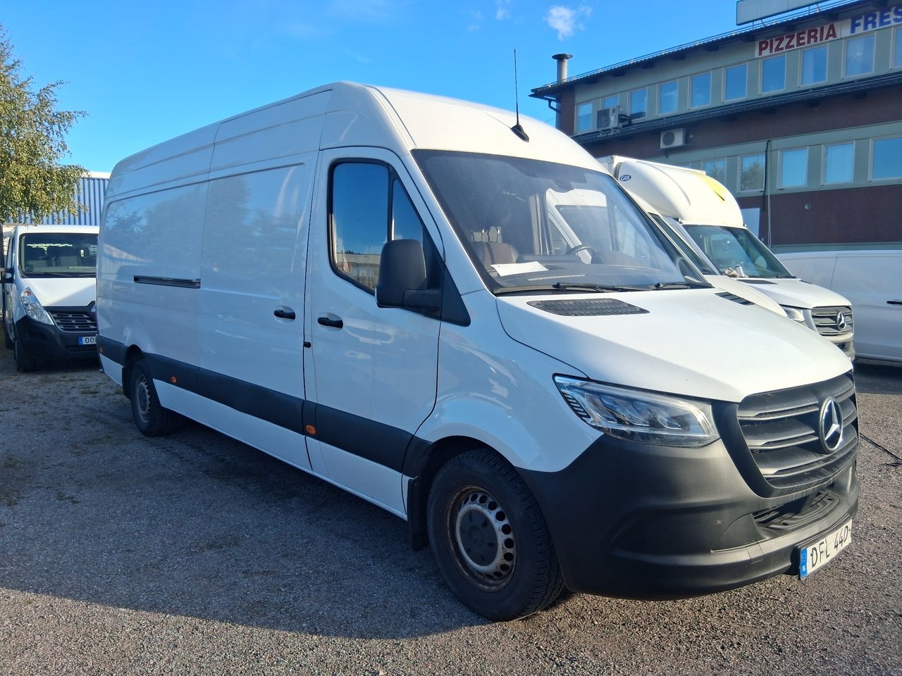Mercedes-Benz Sprinter 311