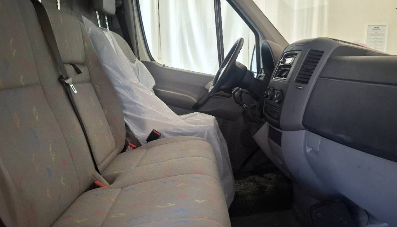 Volkswagen Crafter 2008, photo 6/10