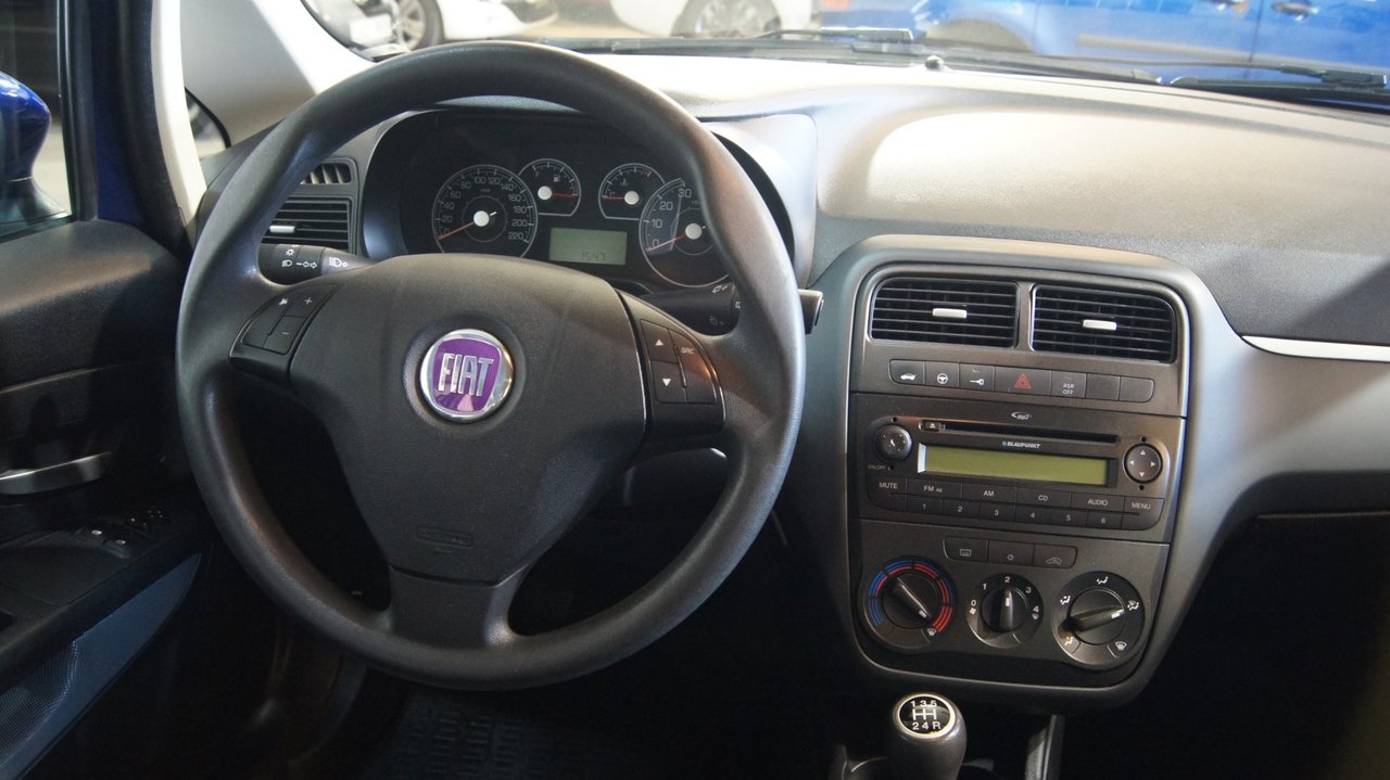Fiat Grande Punto 2008, bild 7/9