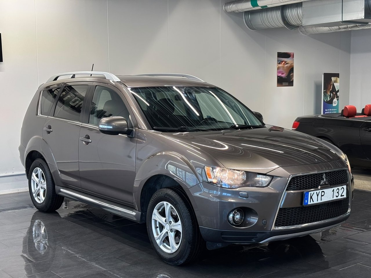 Mitsubishi Outlander 2010, bild 5/10