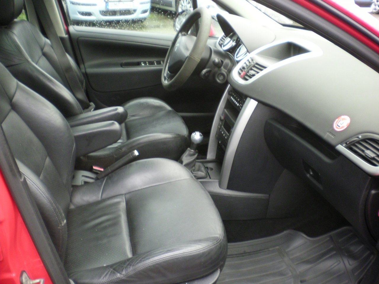 Peugeot 207 2007, bild 6/10
