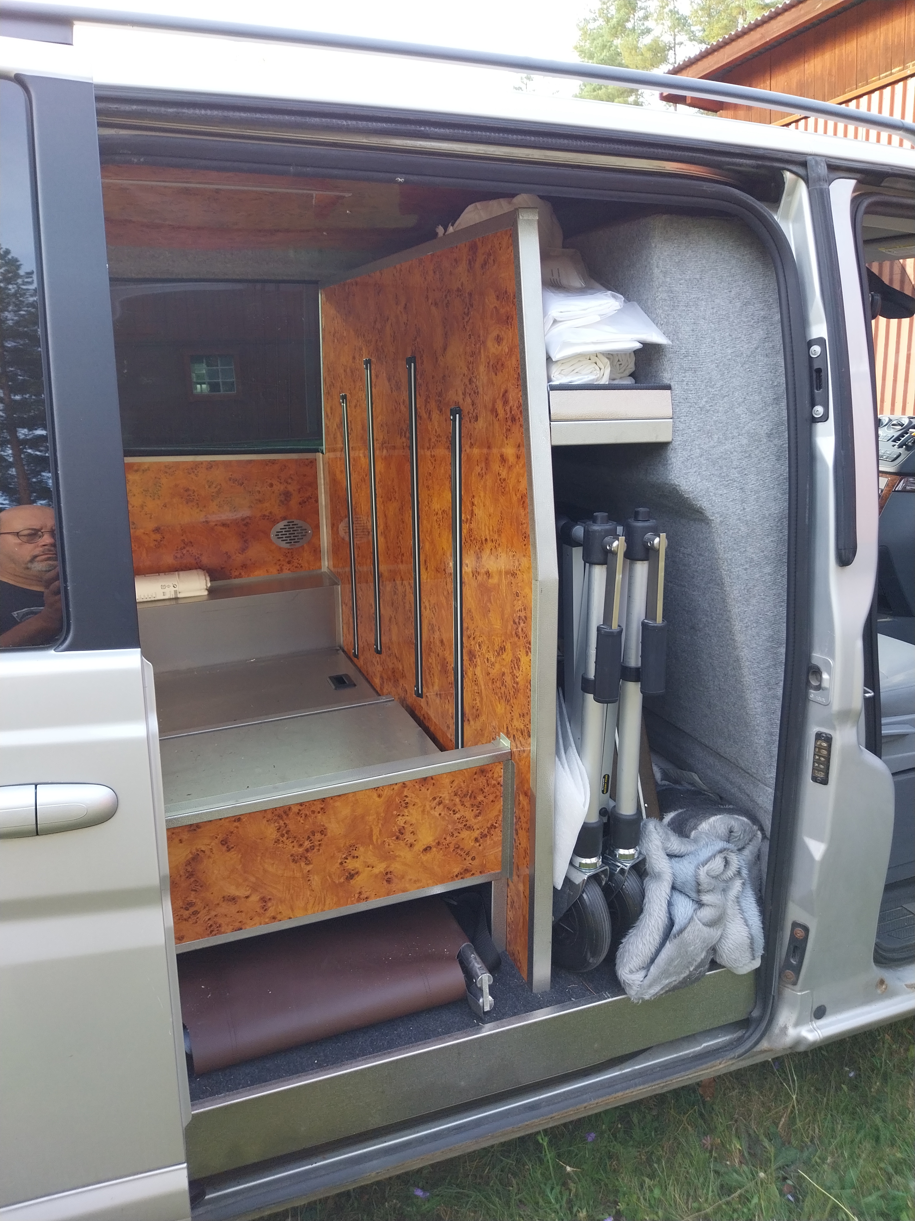 Mercedes-Benz Viano 2010, photo 4/7
