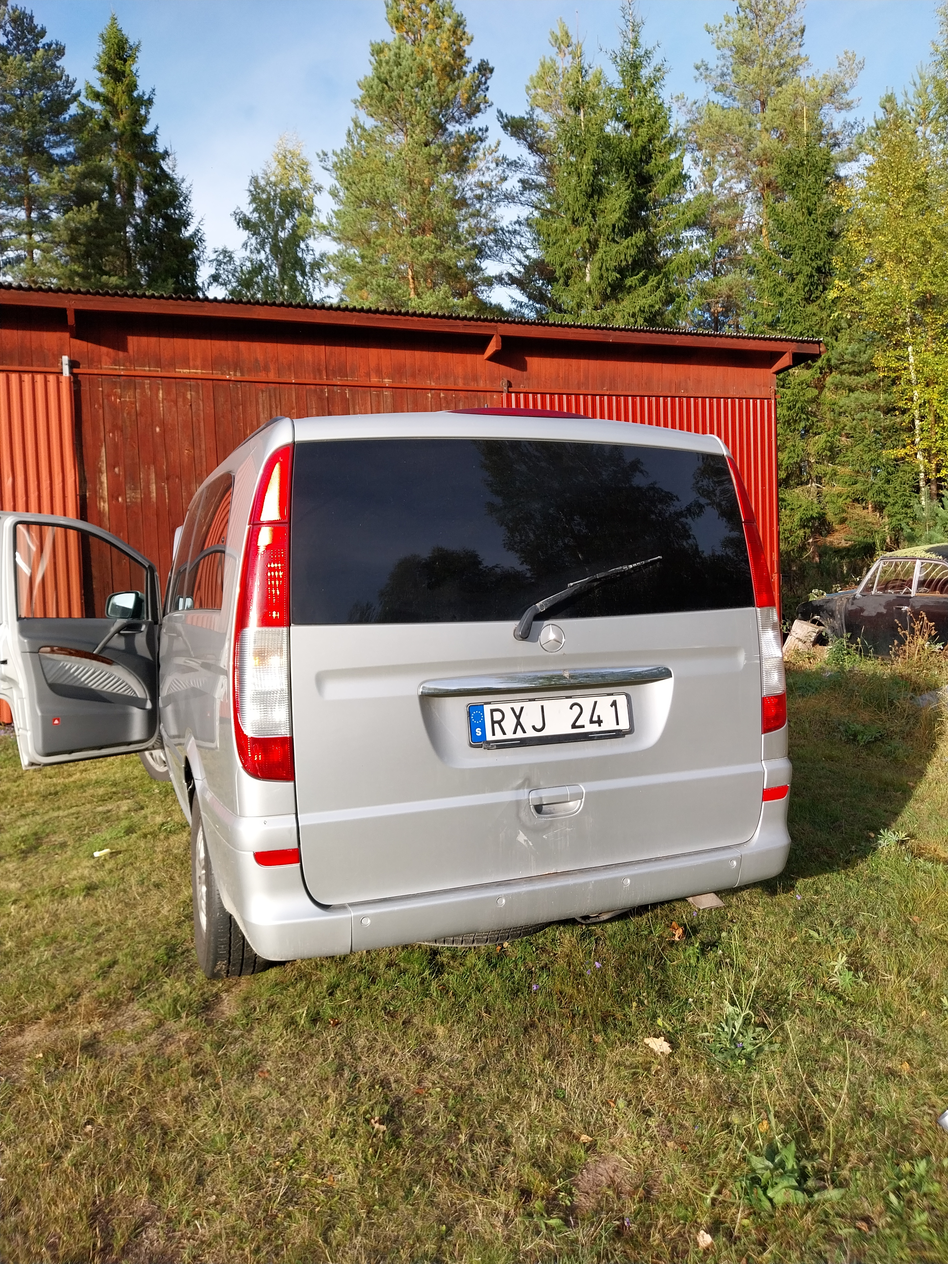Mercedes-Benz Viano 2010, photo 2/7