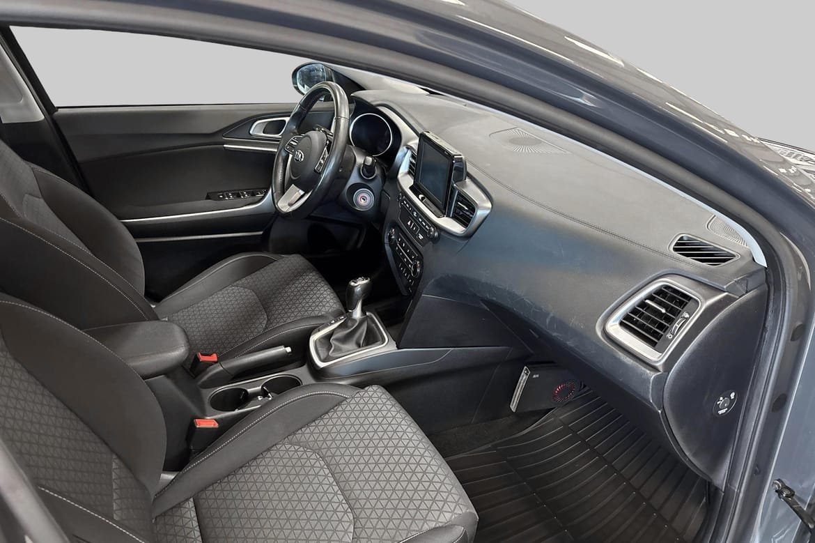 Kia Ceed 1.0 T-GDI 120hk 5d 2019, bild 4/8