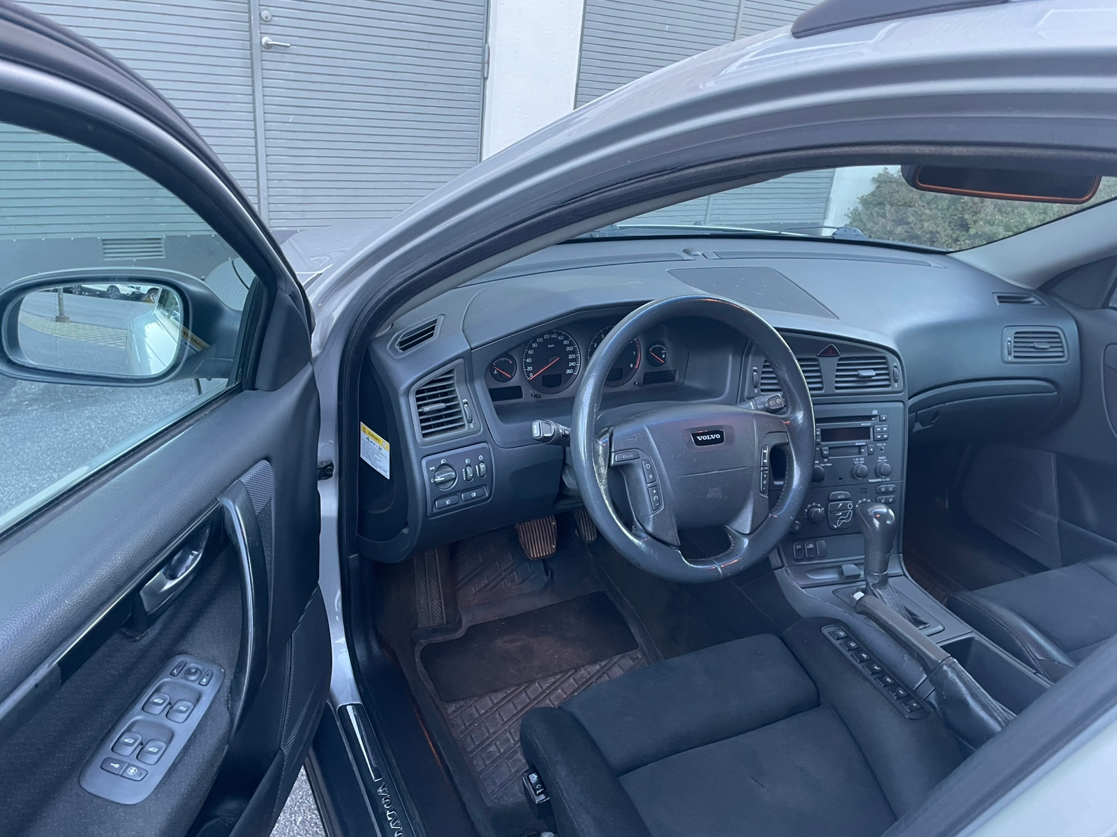 Volvo V70 2.4 Automatisk 2002, bild 6/10