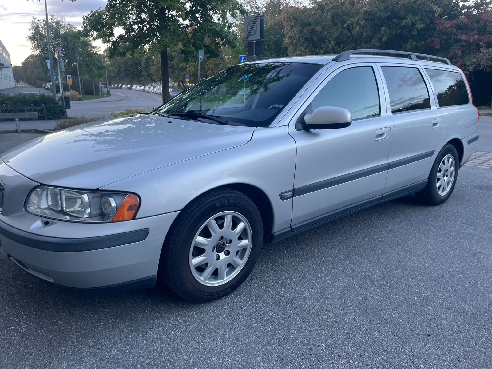 Volvo V70 2.4 Automatisk 2002, bild 4/10