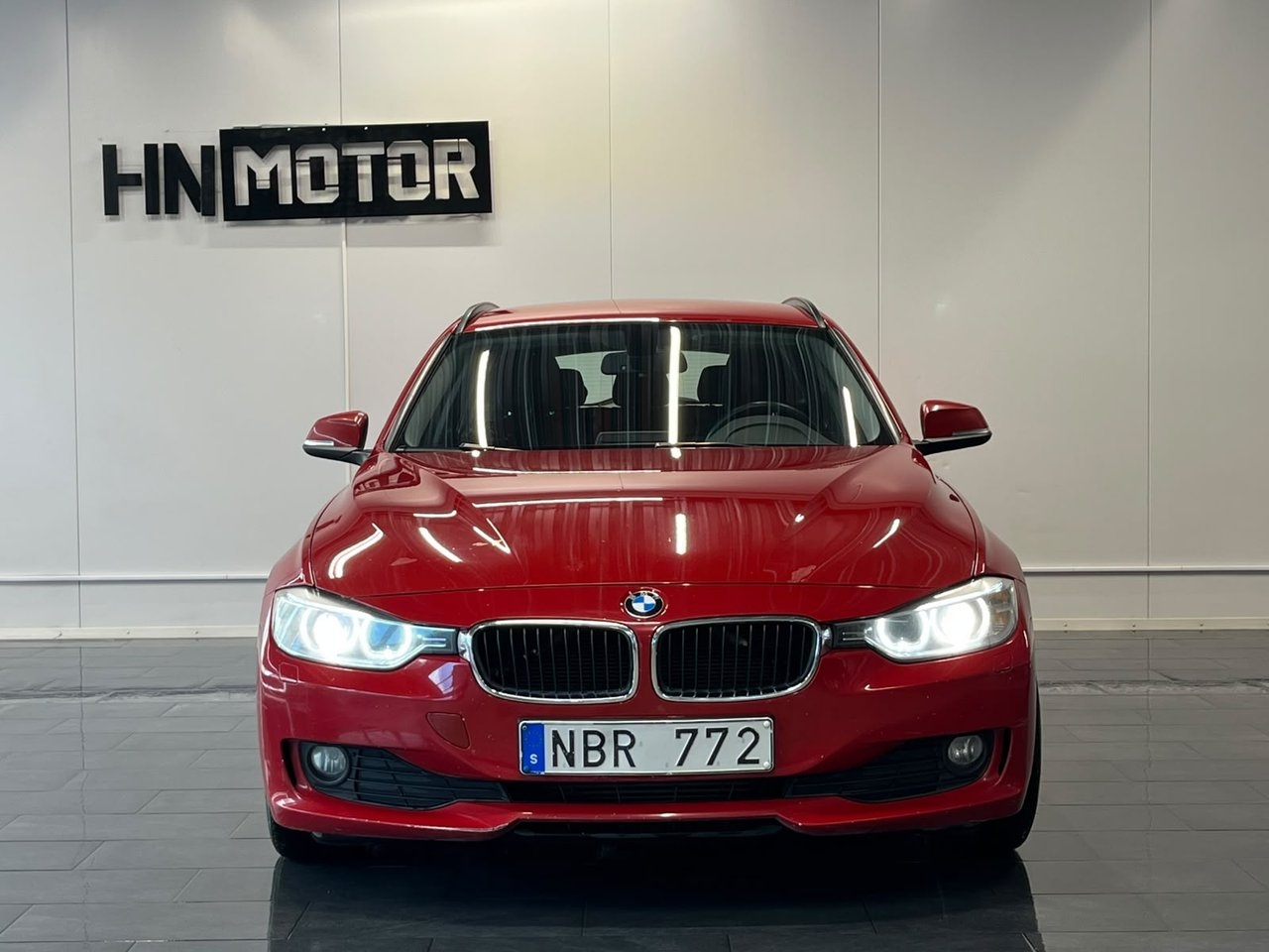 BMW 320 d Touring 2013, kuva 4/10