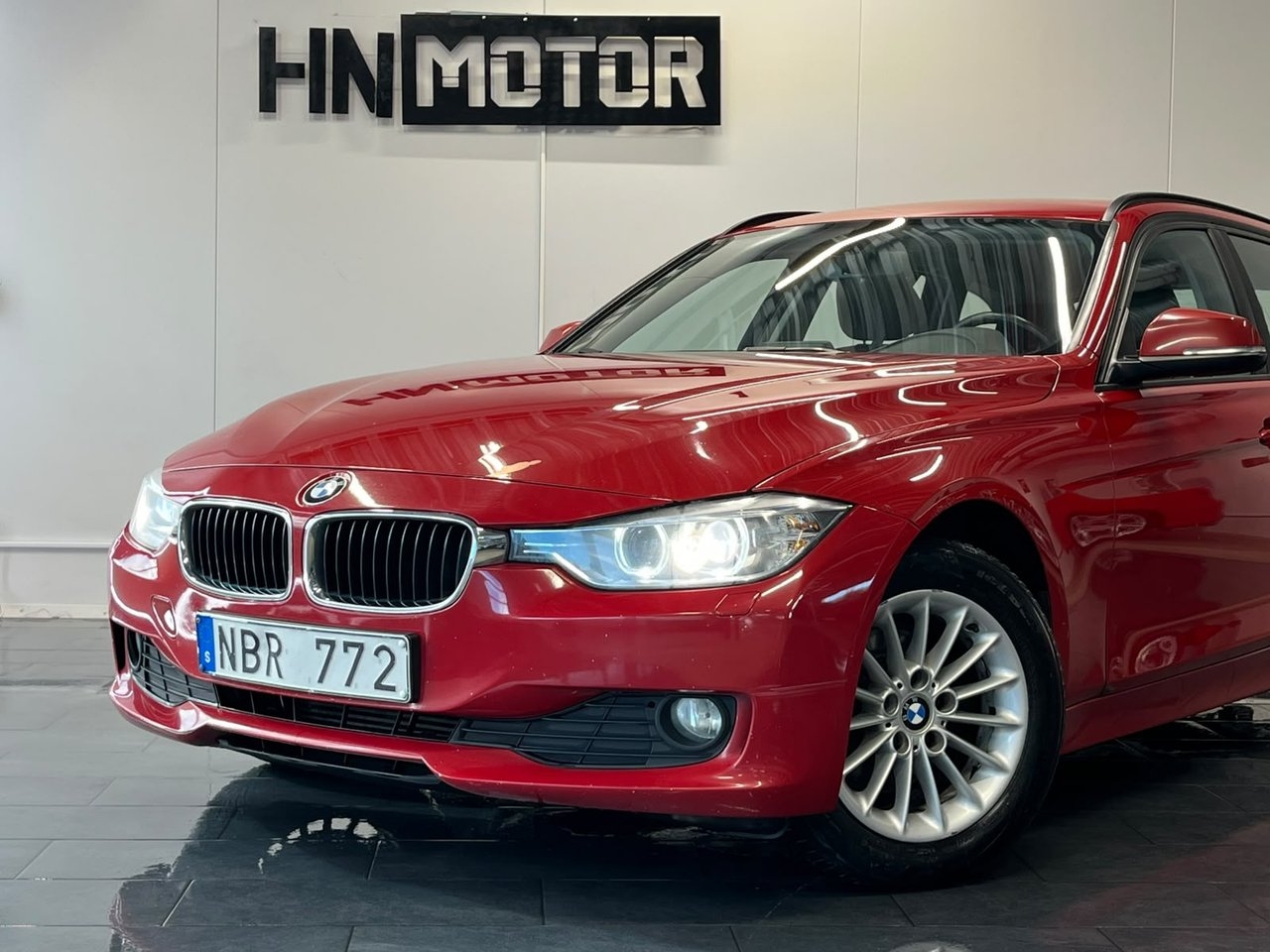 BMW 320 d Touring 2013, kuva 2/10