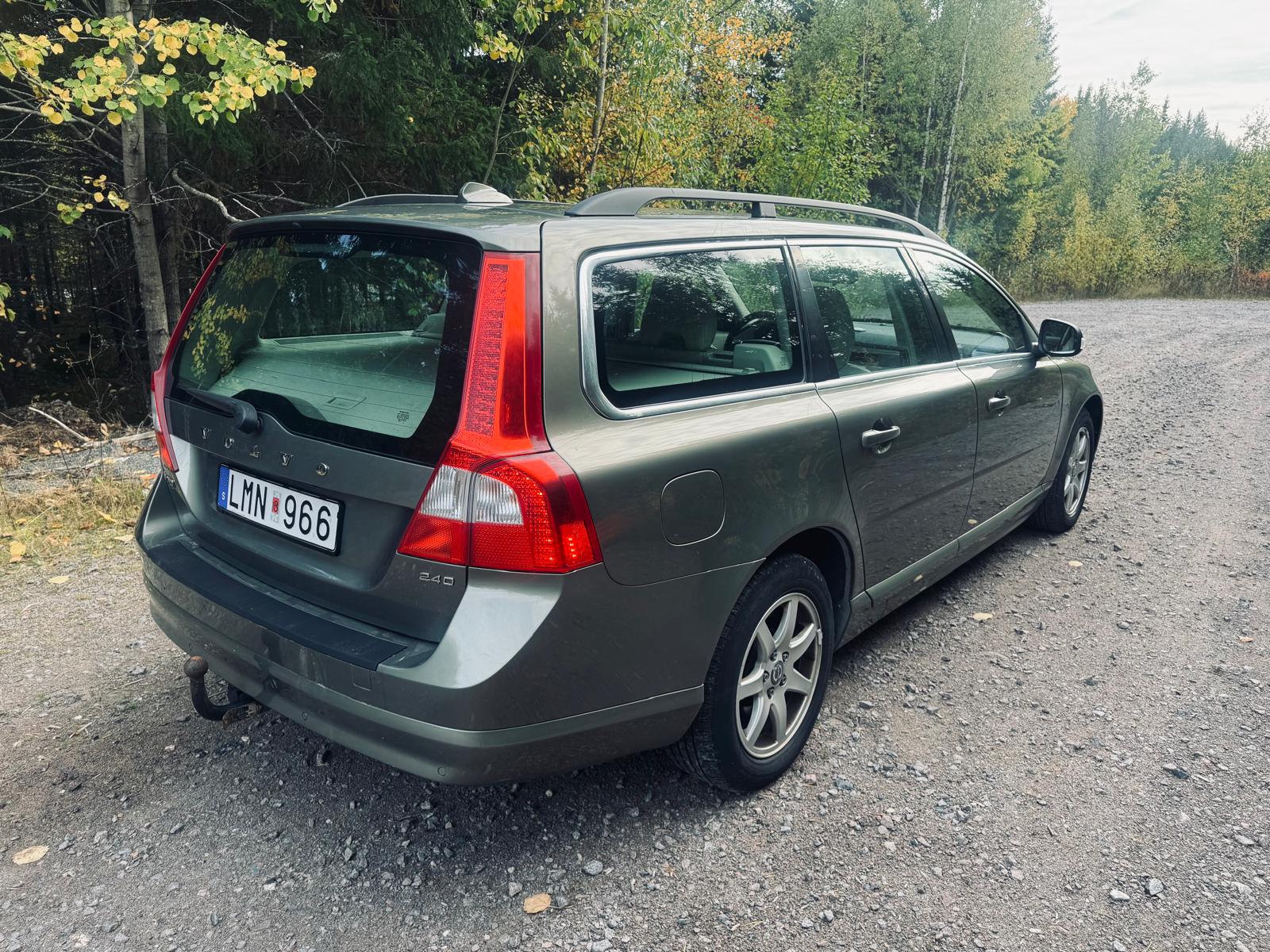 Volvo V70 2.4D Manuell 2010, bild 3/7