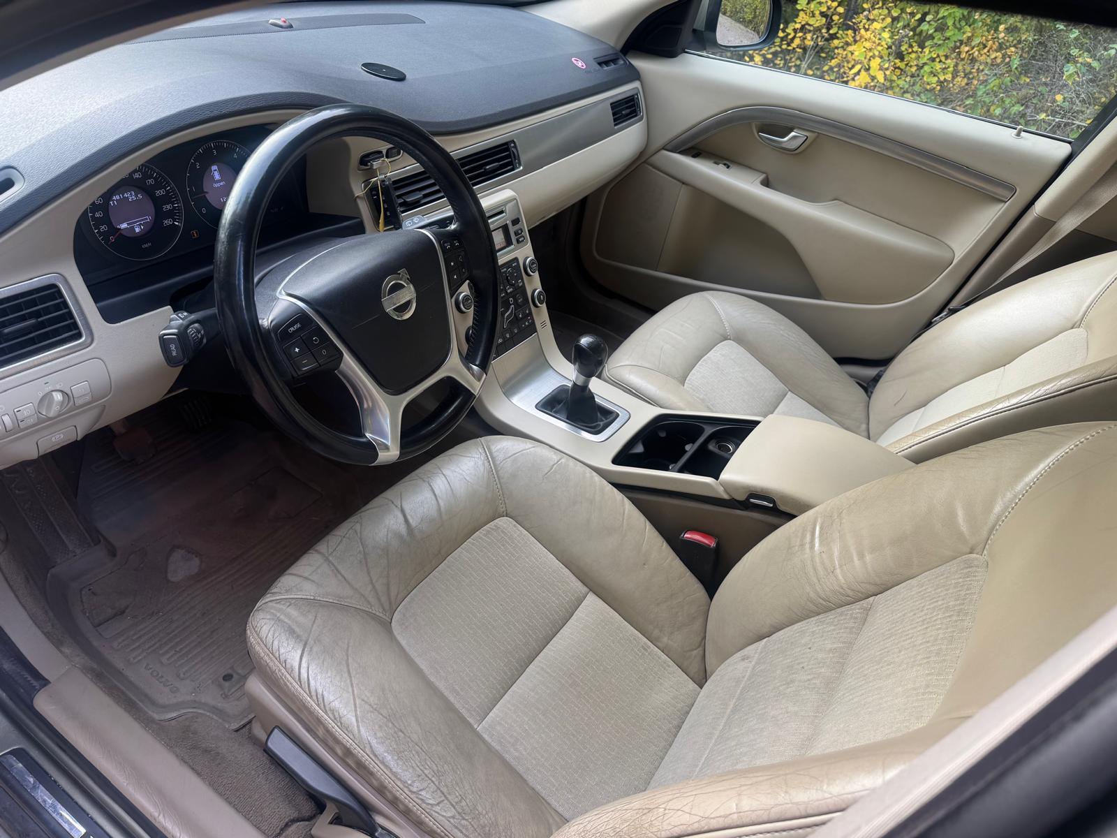 Volvo V70 2.4D Manuell 2010, bild 5/7