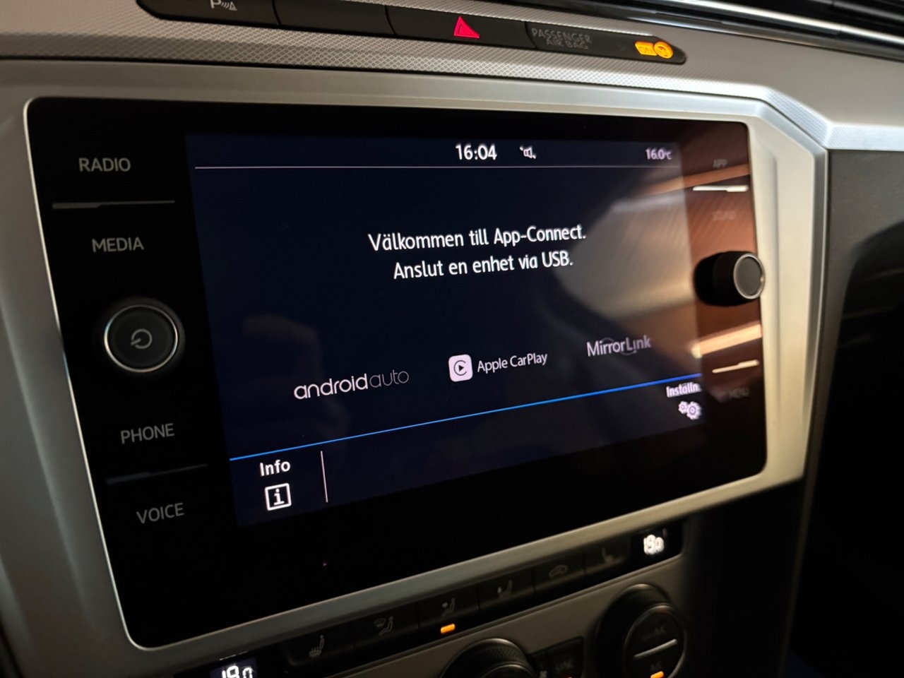 Volkswagen Passat 2019, bild 8/8