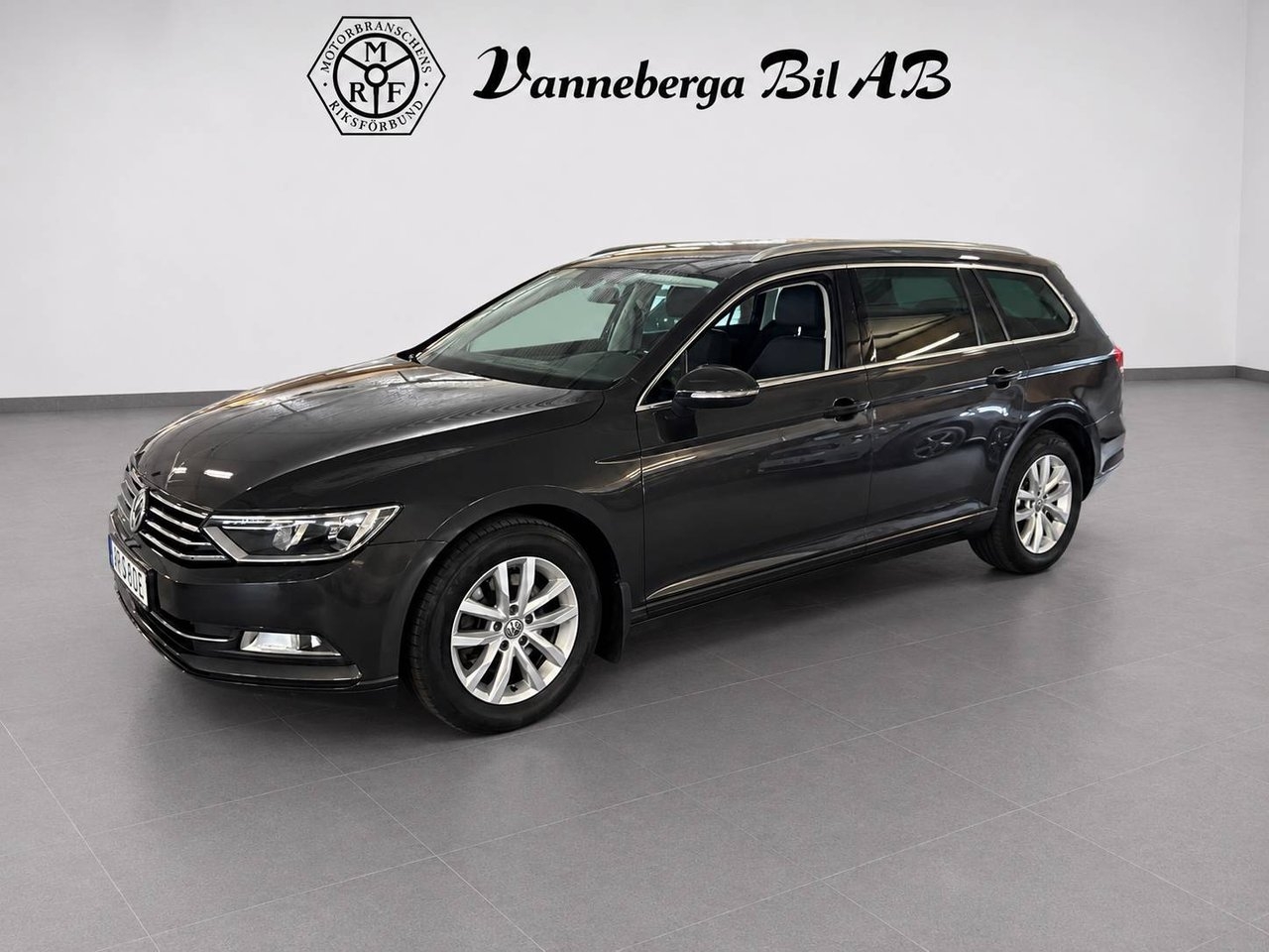 Volkswagen Passat 2019, bild 3/8