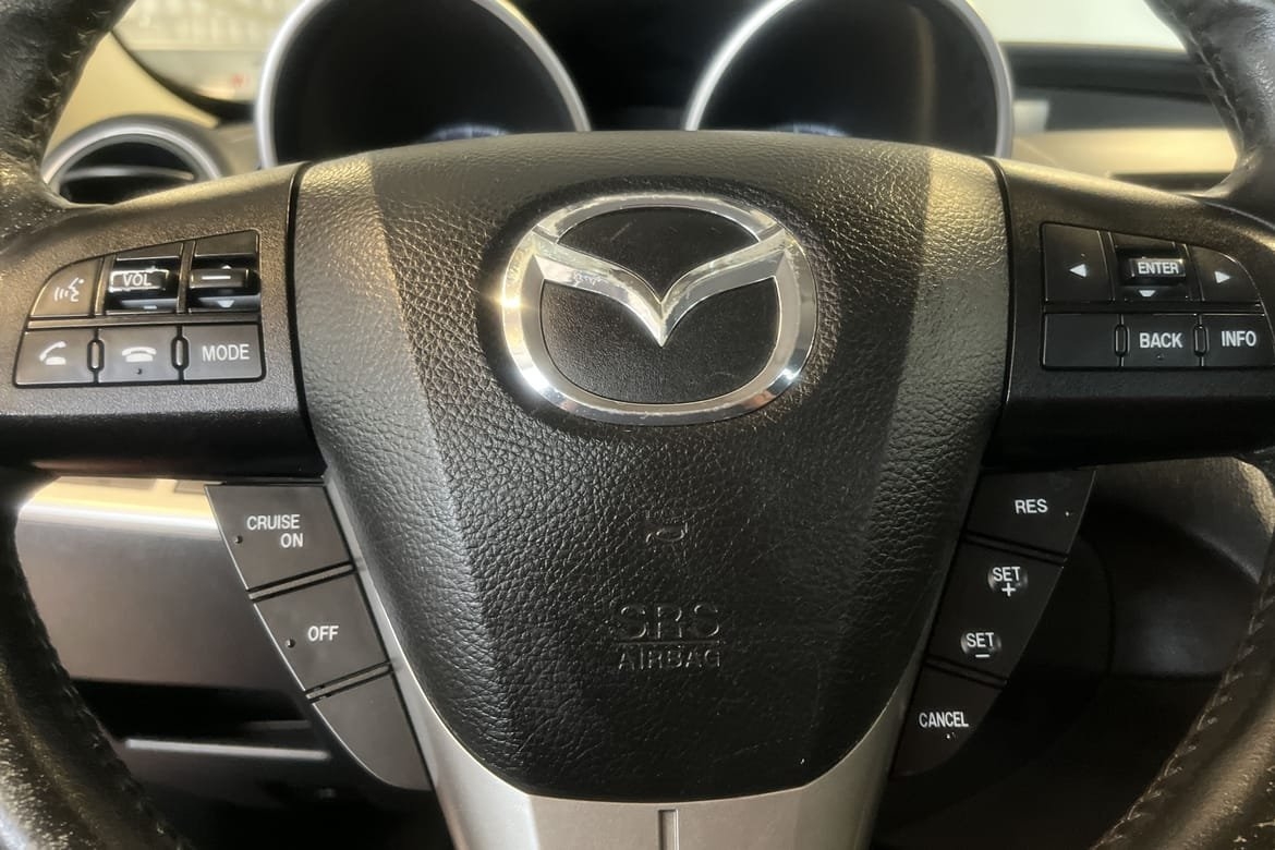 Mazda 3 Sport 1,6 5D /Dragkrok 2012, kuva 4/9