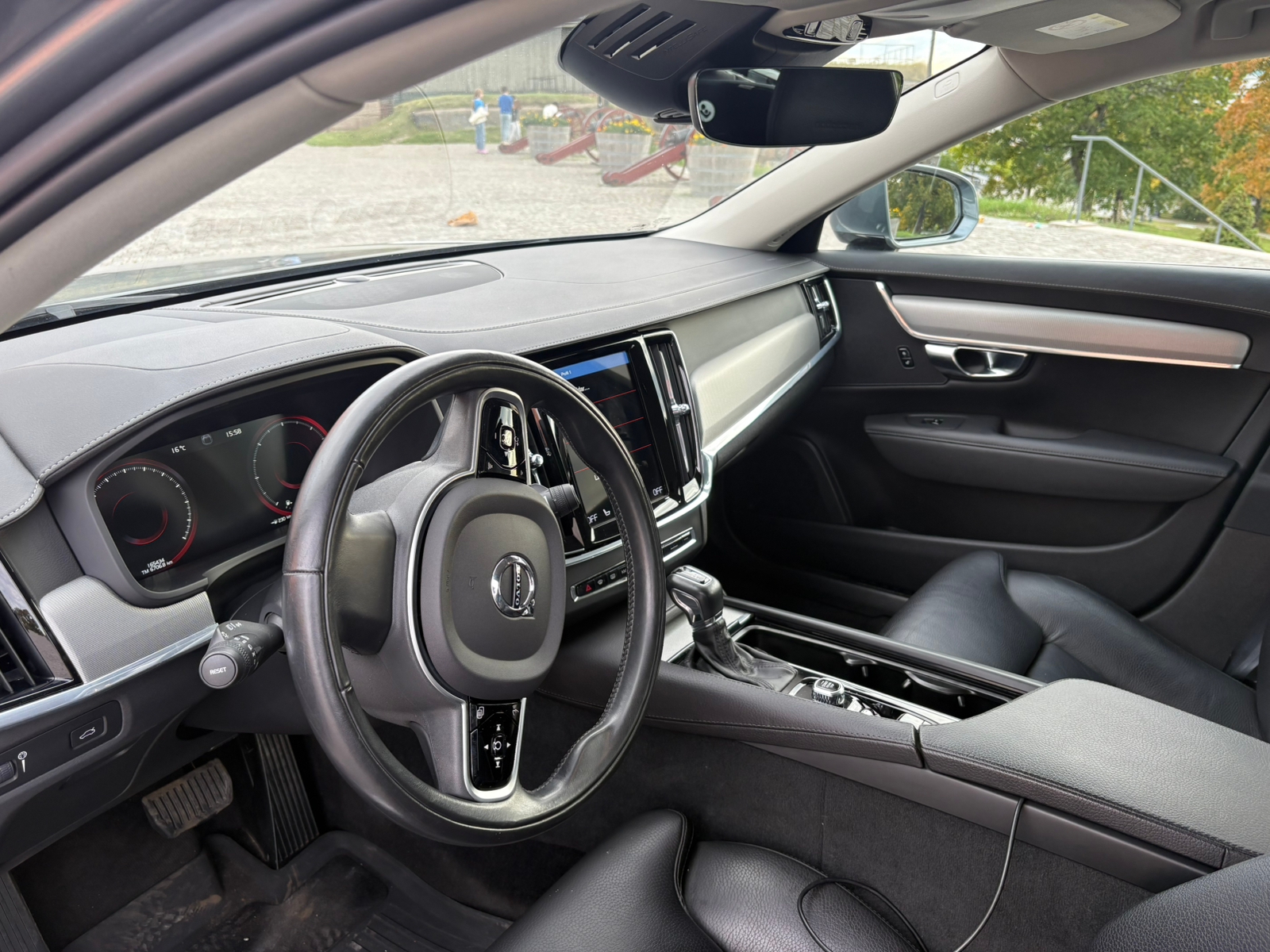 Volvo V90 D5 AWD Geartronic 2020, photo 5/7