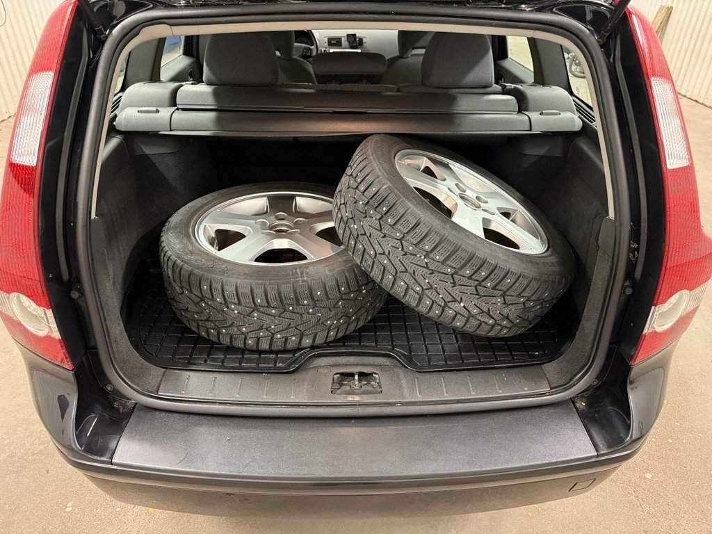 Volvo V50 2.4 2004, photo 7/10