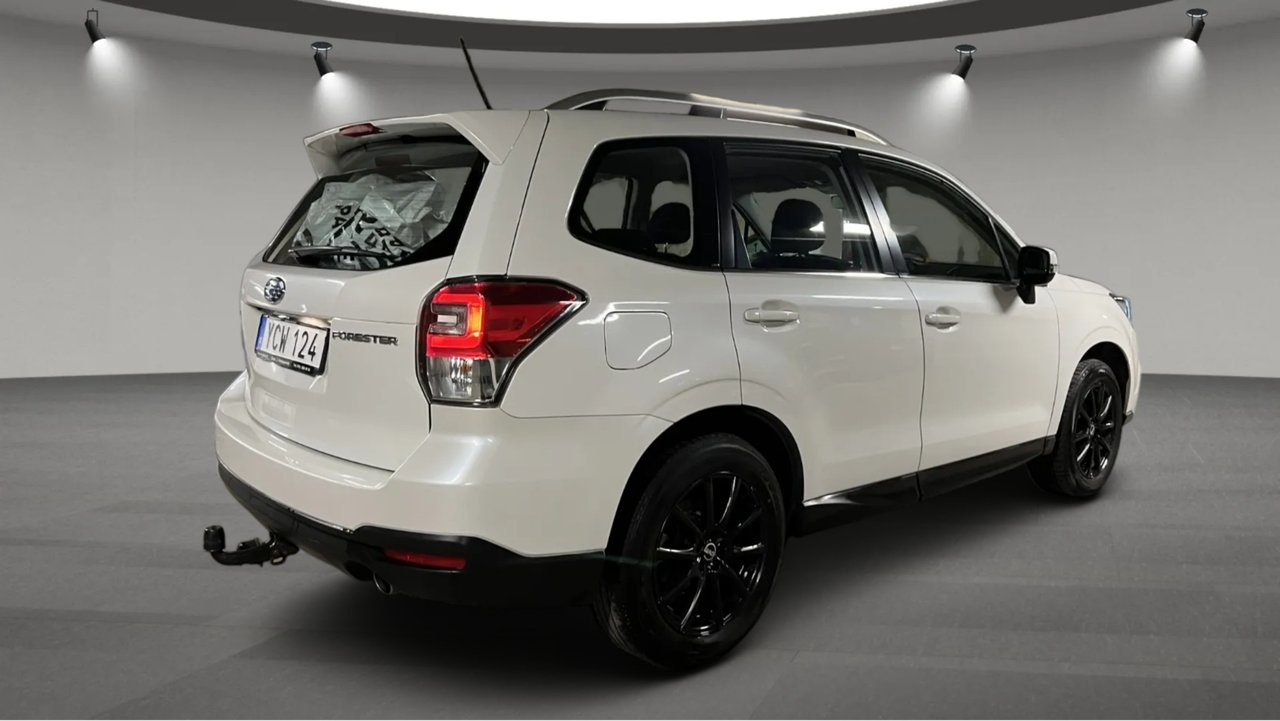 Subaru Forester 2.0 4WD 2016, photo 3/8