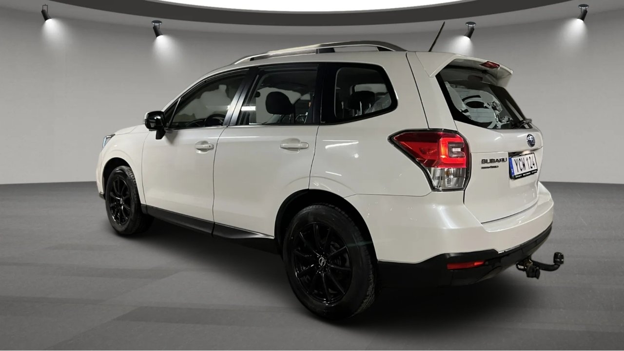 Subaru Forester 2.0 4WD 2016, photo 4/8