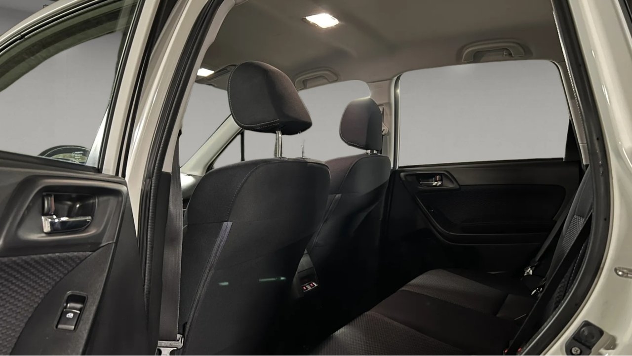 Subaru Forester 2.0 4WD 2016, photo 8/8
