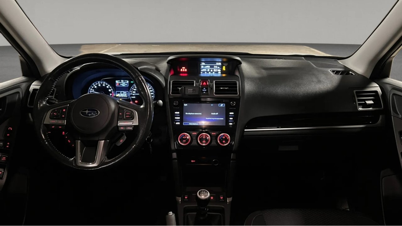 Subaru Forester 2.0 4WD 2016, photo 6/8