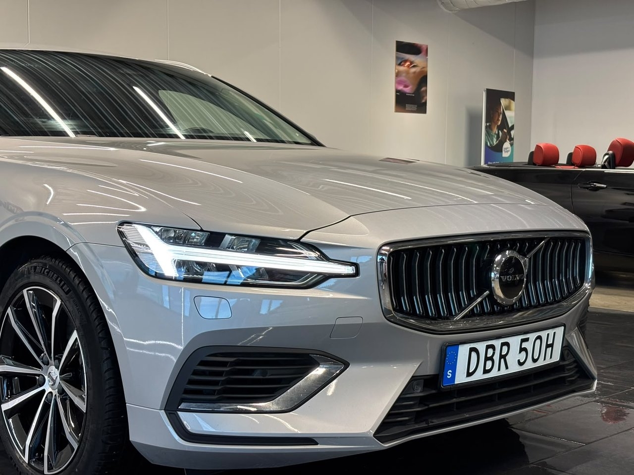 Volvo V60 Recharge T6 AWD Plus Bright 2023, kuva 6/10