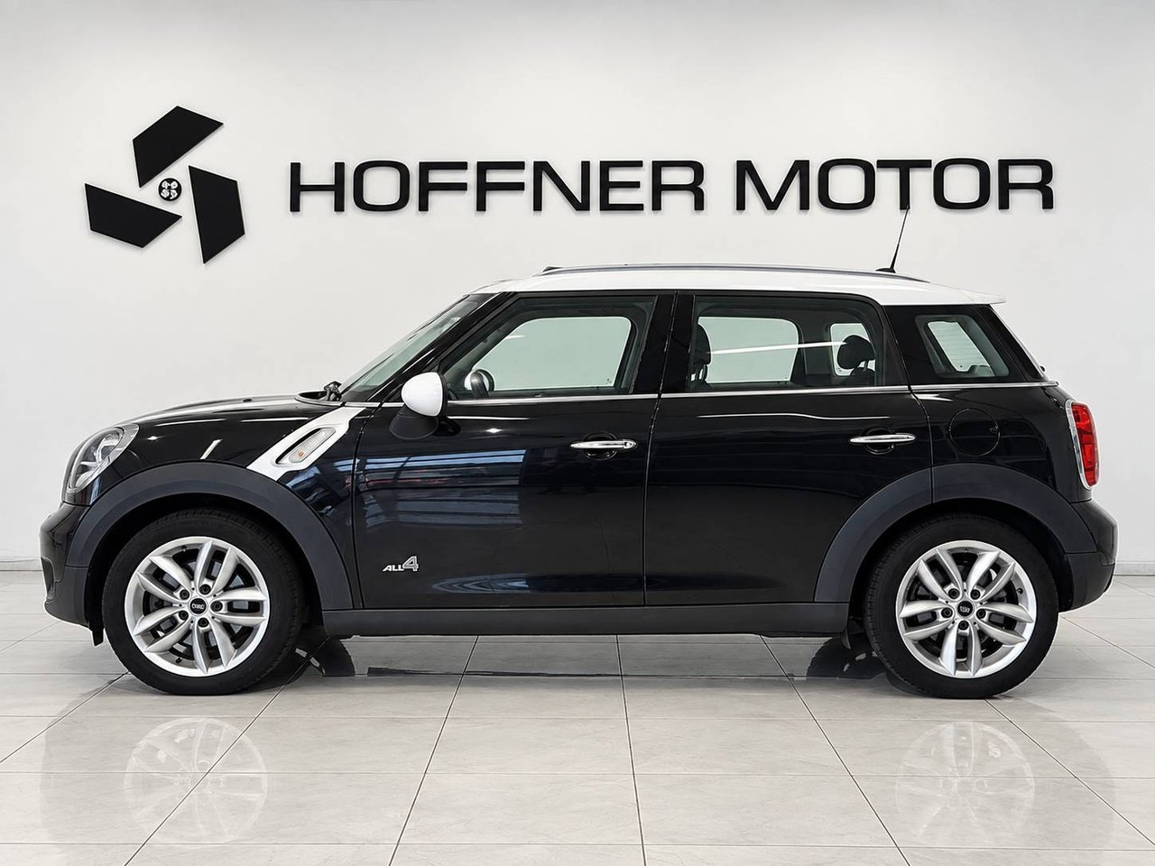MINI Countryman Cooper D ALL4 Automat 2013, kuva 2/10