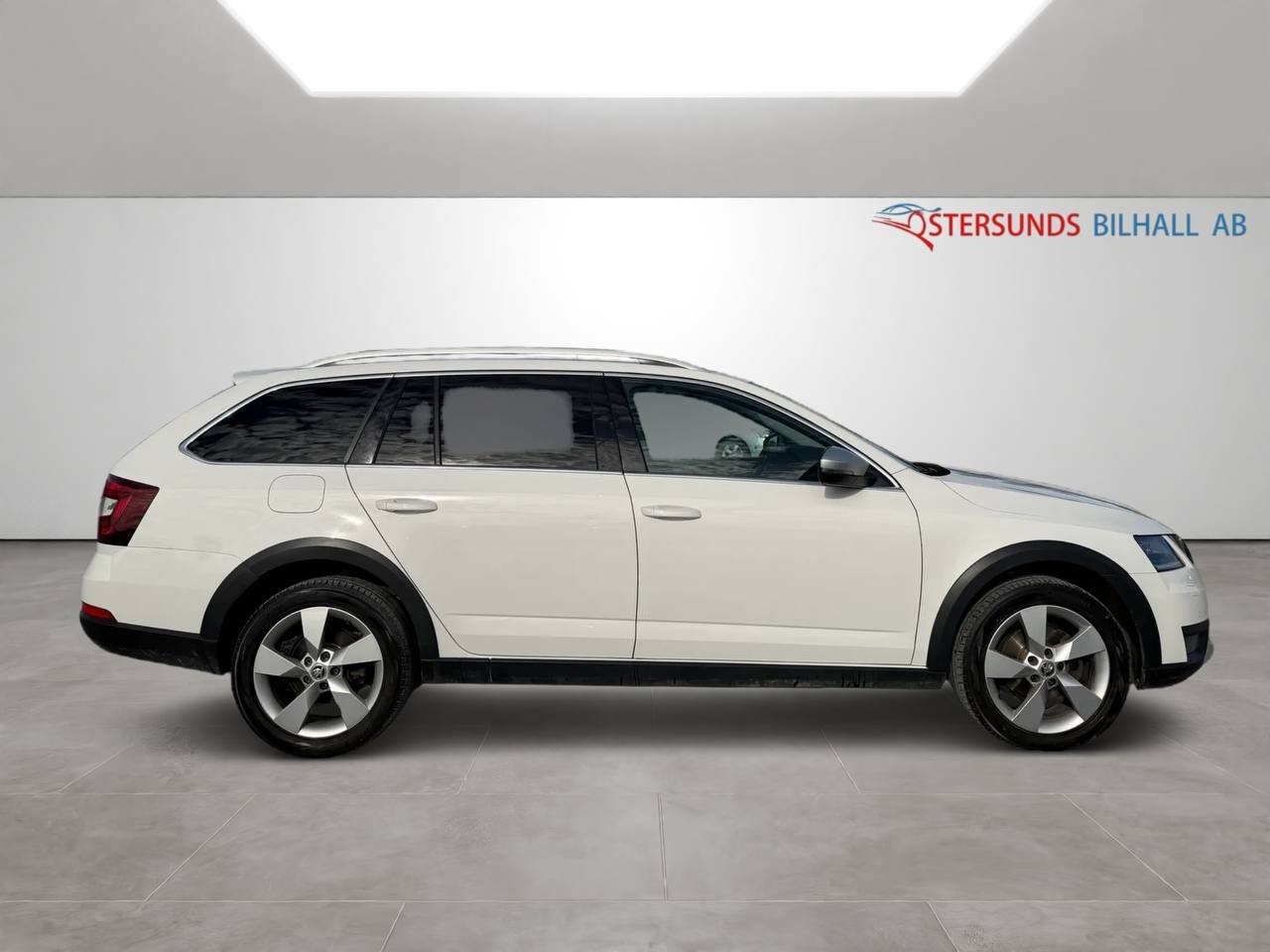 Skoda Octavia 2018, bild 6/10