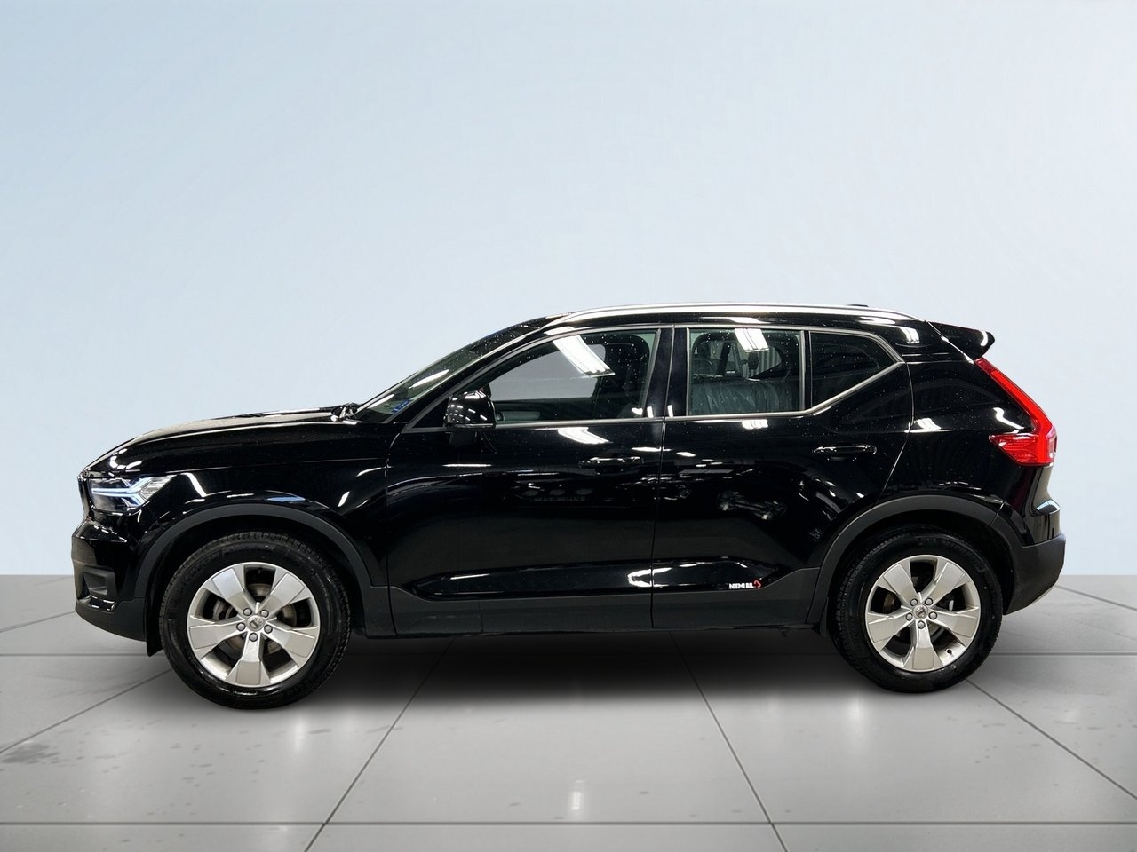 Volvo XC40 T2 Momentum 2021, bild 4/19