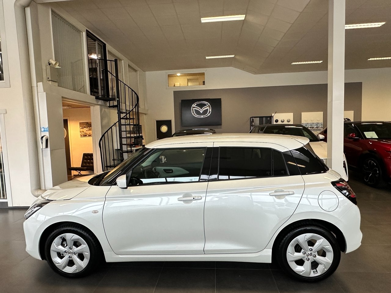 Suzuki Swift Hybrid Select Automat 2025, bild 2/10
