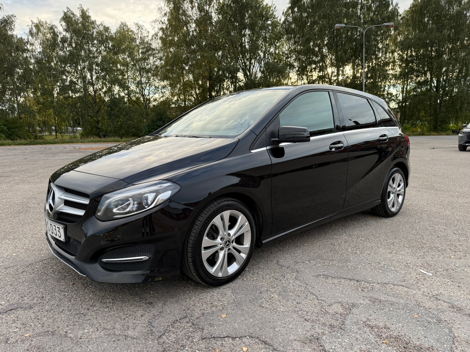 Mercedes-Benz B 180 7G-DCT 2018, bild 2/10