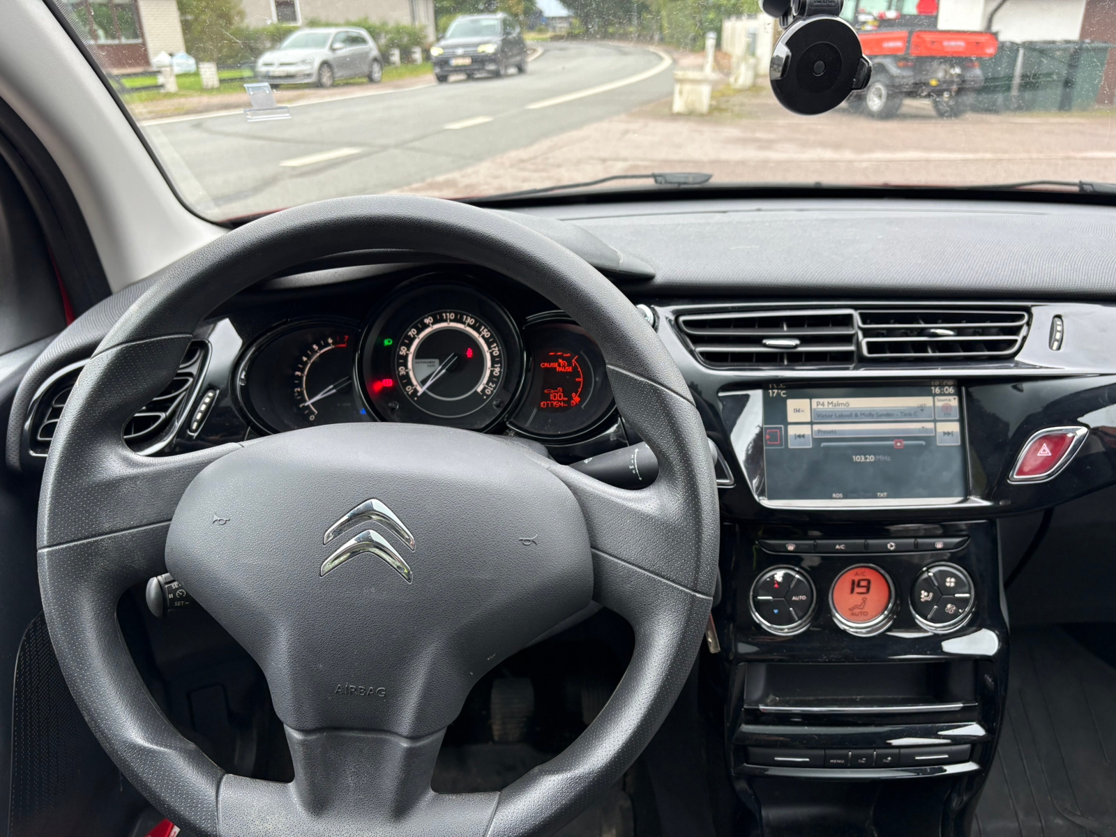 Citroen C3 1.2 PureTech VTi 82 Manuell 2015, kuva 6/6