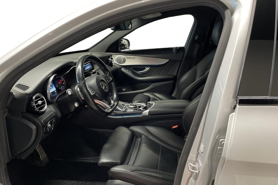 Mercedes-Benz C 2017, photo 6/10