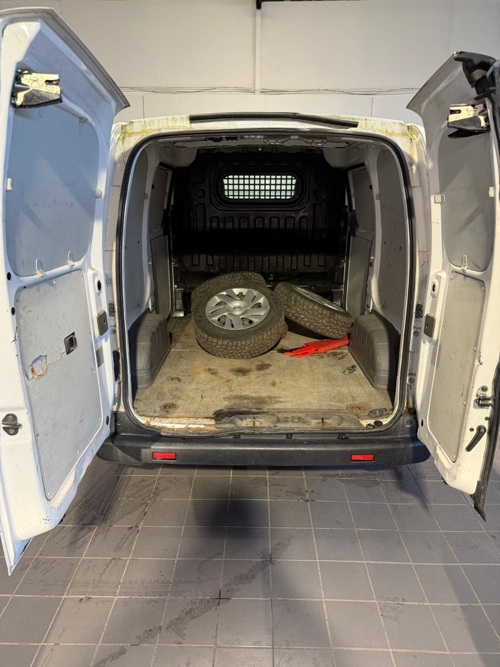 Nissan e-NV200 Van 24 kWh NYBESIKTAD 2015, bild 7/10