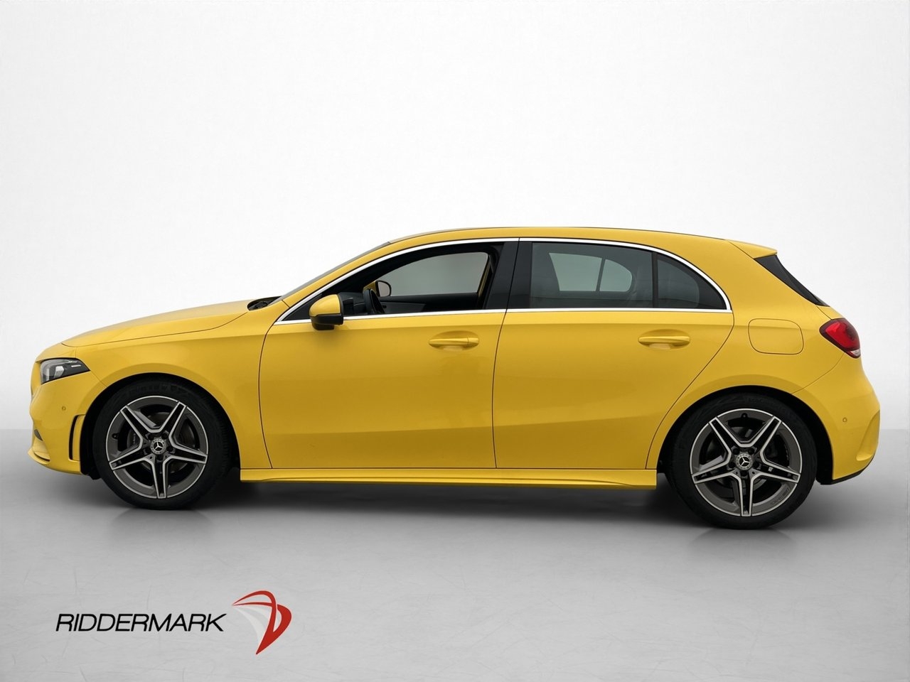Mercedes-Benz A 200 d 4MATIC 150hk AMG 2020, bild 4/33