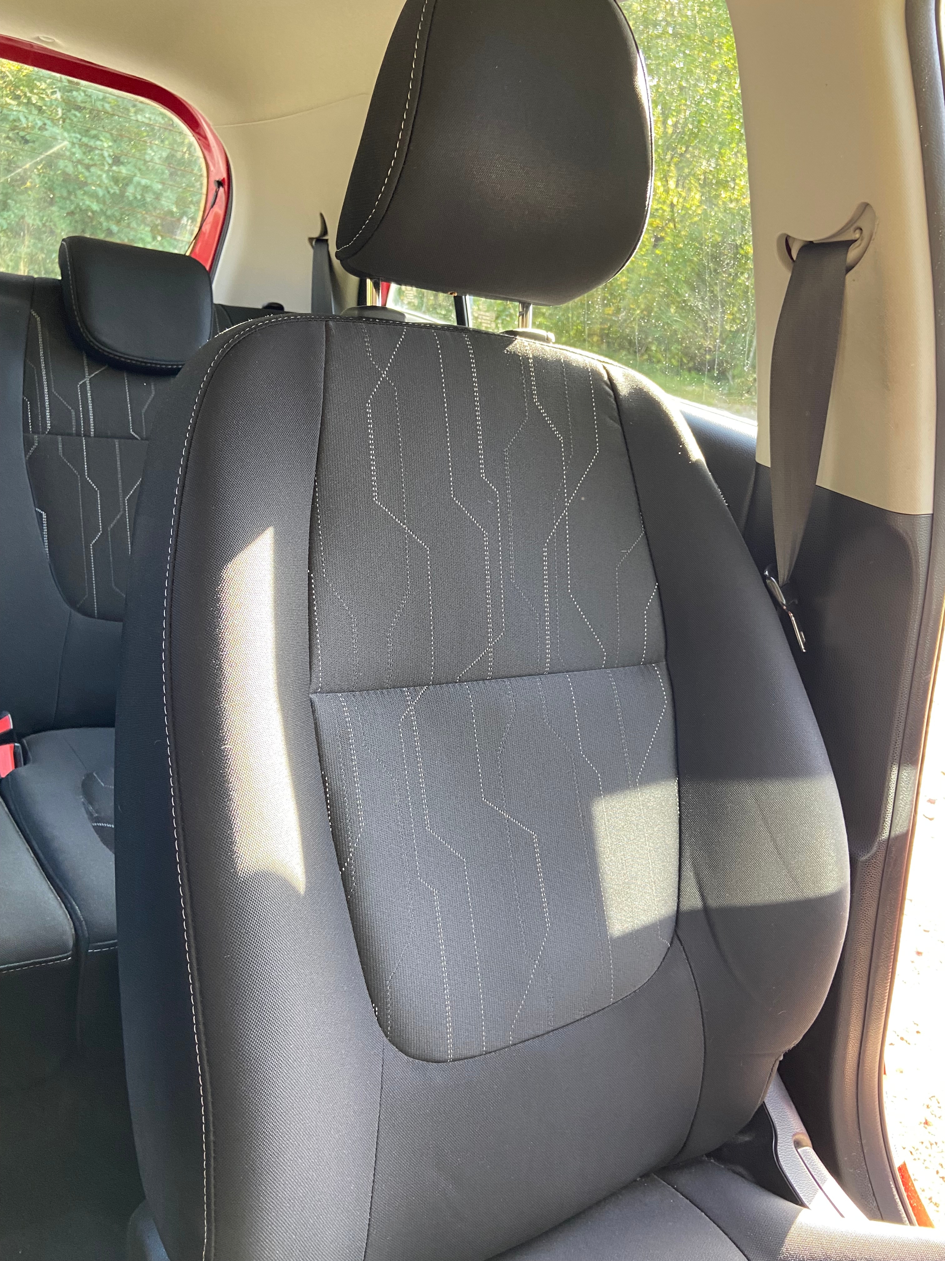 Kia Picanto 5-dörrar 1.0 MPI Manuell 2014, bild 5/6