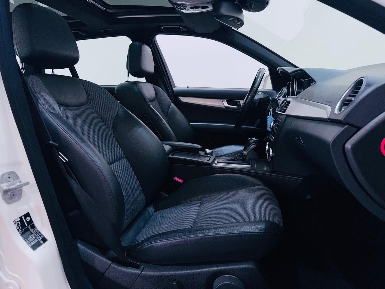 Mercedes-Benz C 2012, bild 7/10