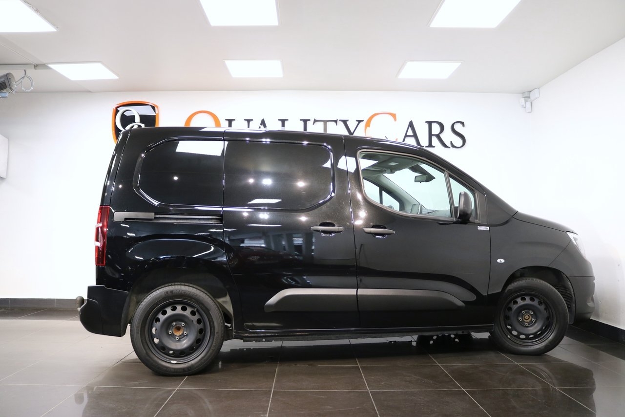 Opel Combo Cargo 1.5 BlueHDi 100 2021, bild 4/10