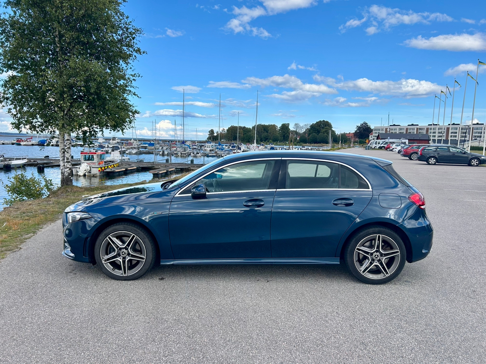 Mercedes-Benz A 250 e 8G-DCT AMG Line 2021, kuva 5/10