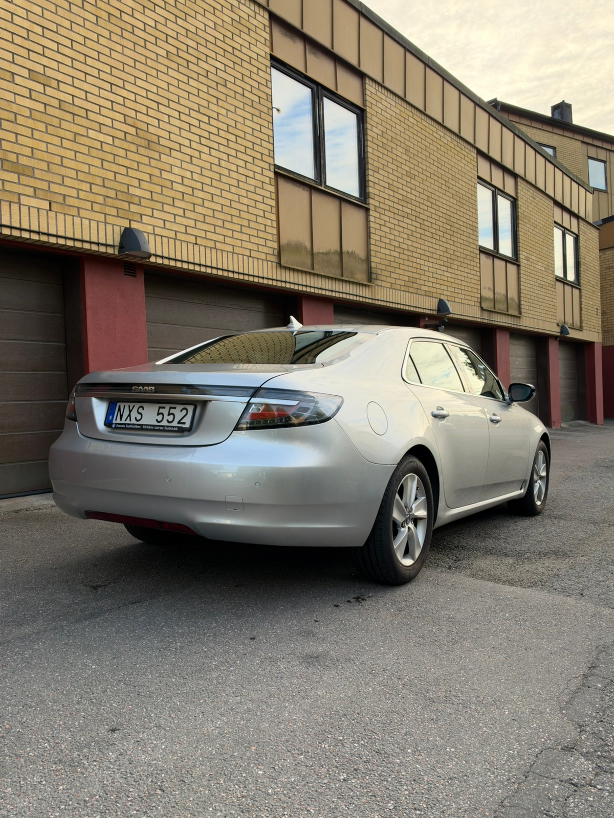 Saab 9-5 SportSedan 2.0 TiD DPF Manuell 2010, bild 5/10