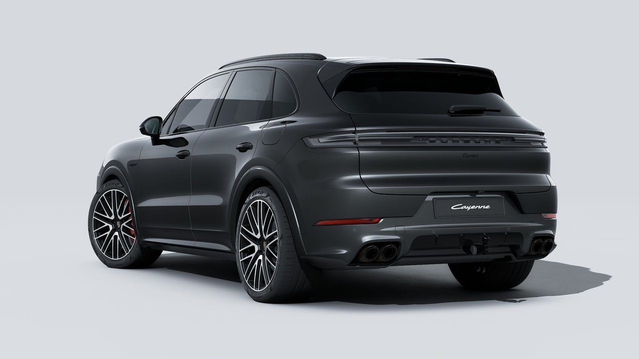 Porsche Cayenne Turbo E-Hybrid 739 hk 2025, bild 2/6