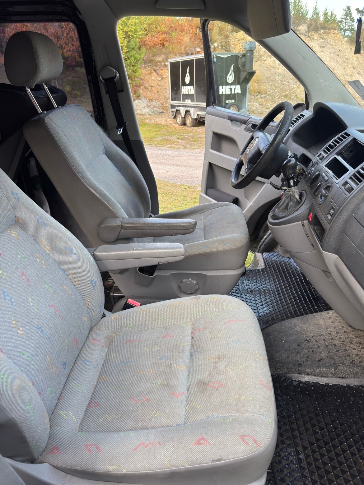 Volkswagen Transporter Kombi 2005, bild 5/8