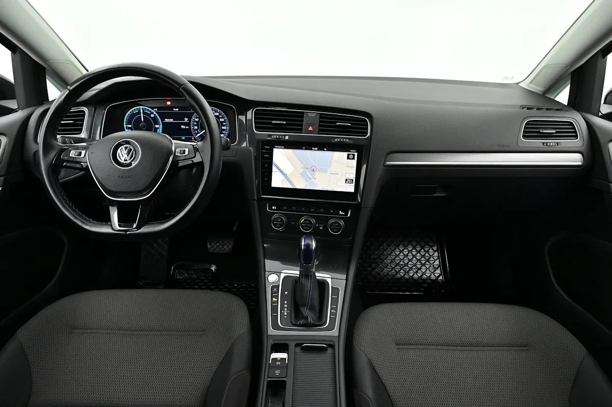 Volkswagen Golf VII e-golf 2019, bild 4/10