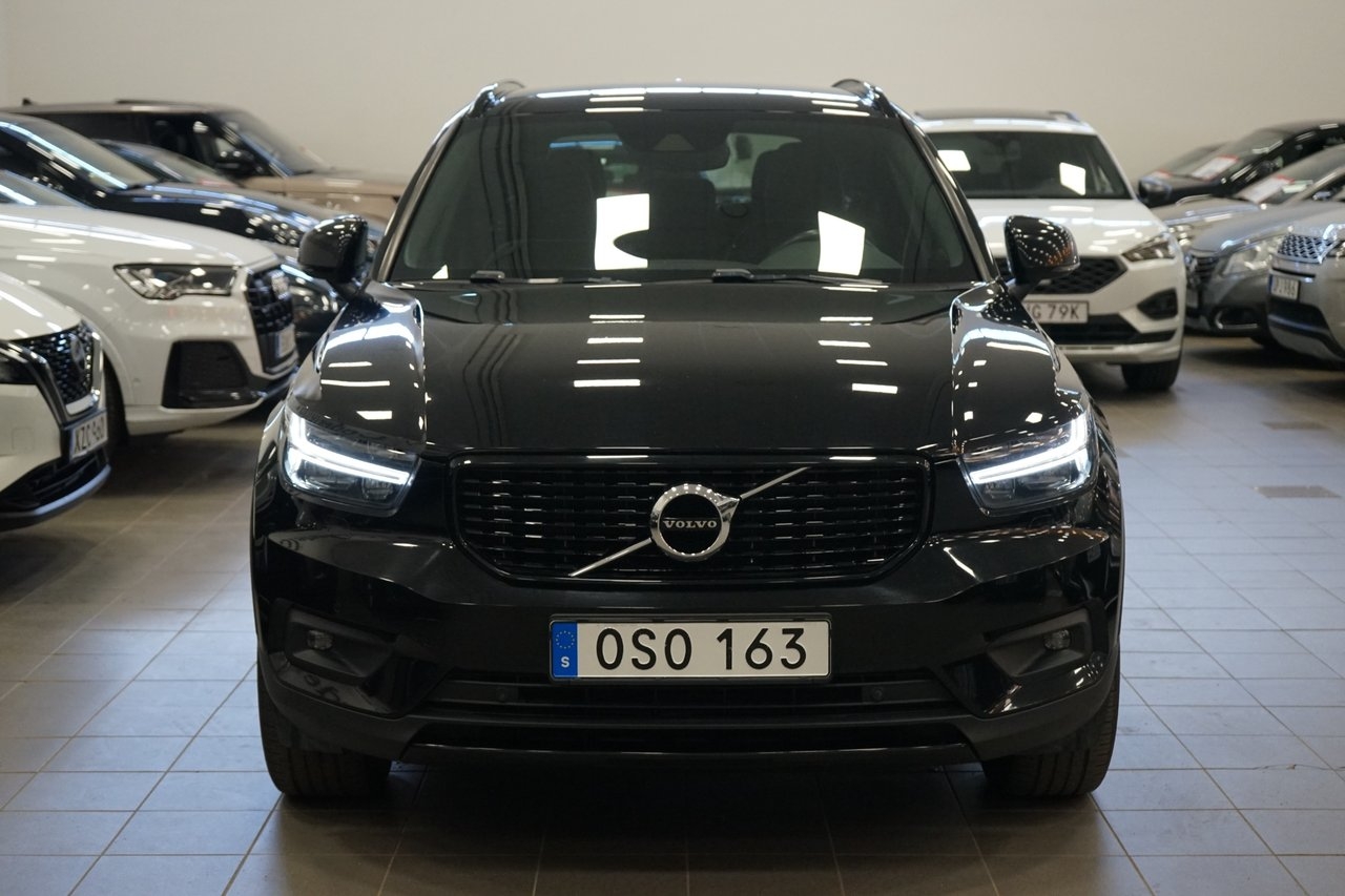 Volvo XC40 2021, photo 3/10