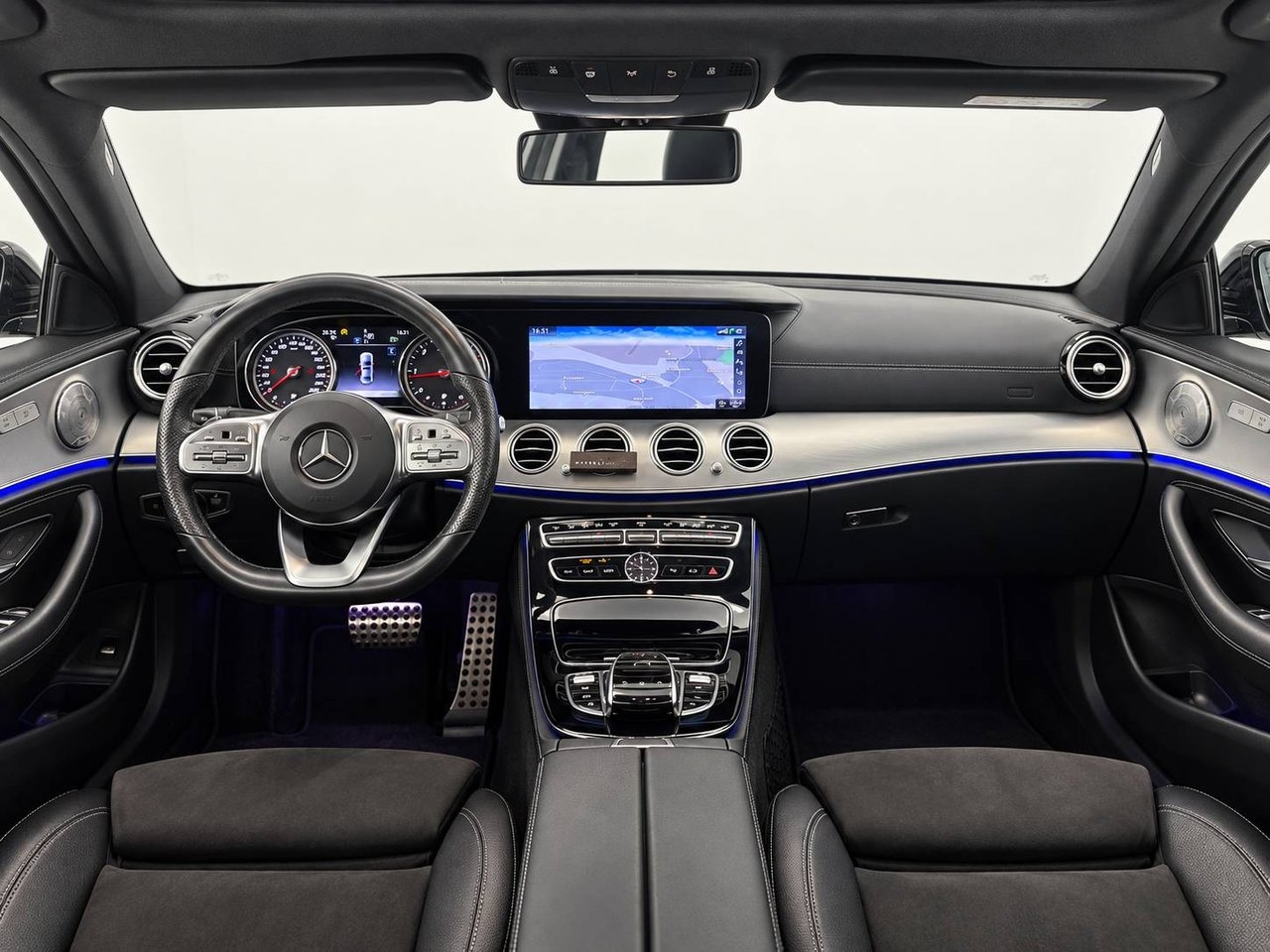 Mercedes-Benz E 220 d 9G-Tronic AMG Line 2019, bild 5/10