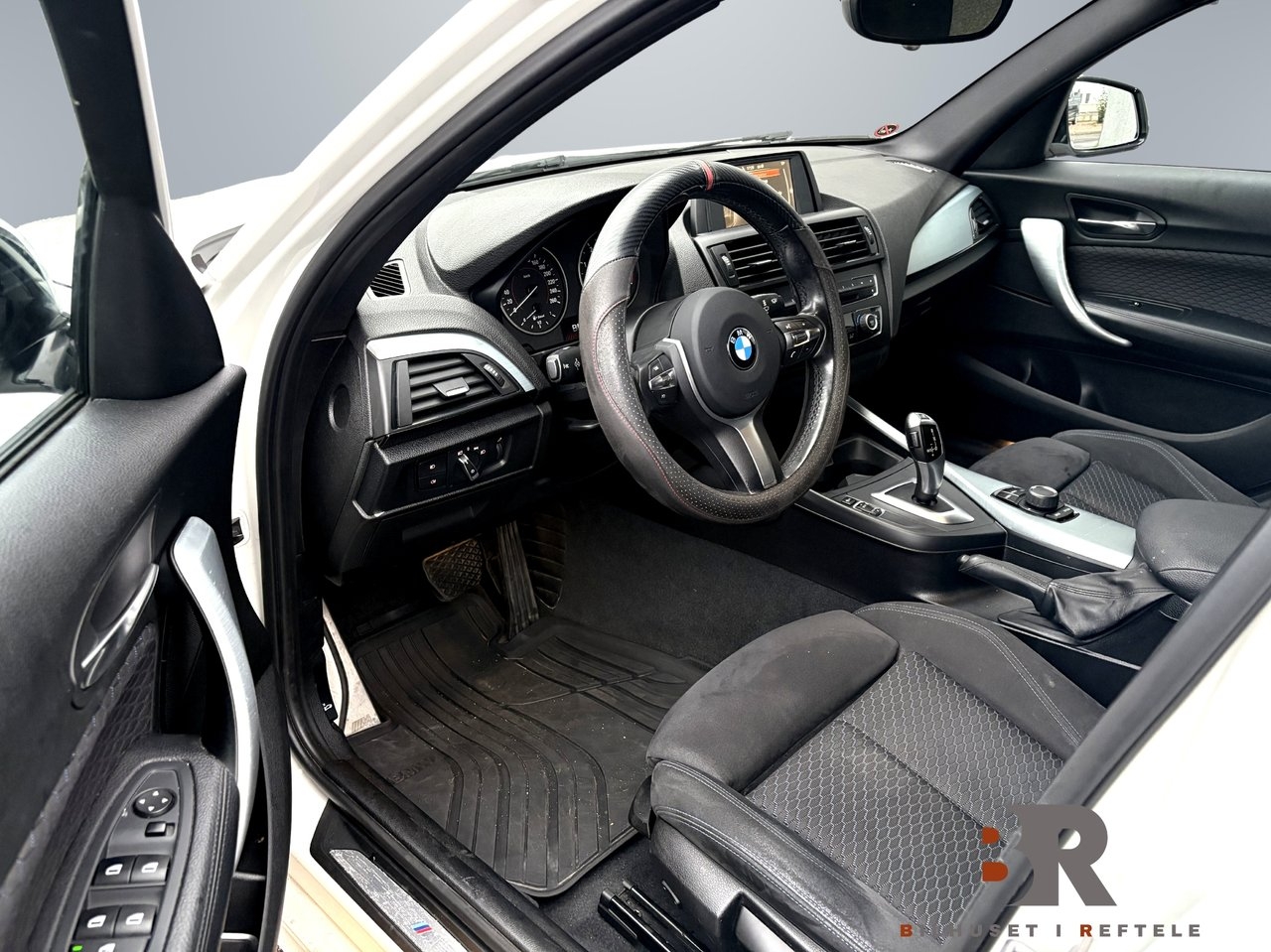 BMW 118 2015, bild 7/10