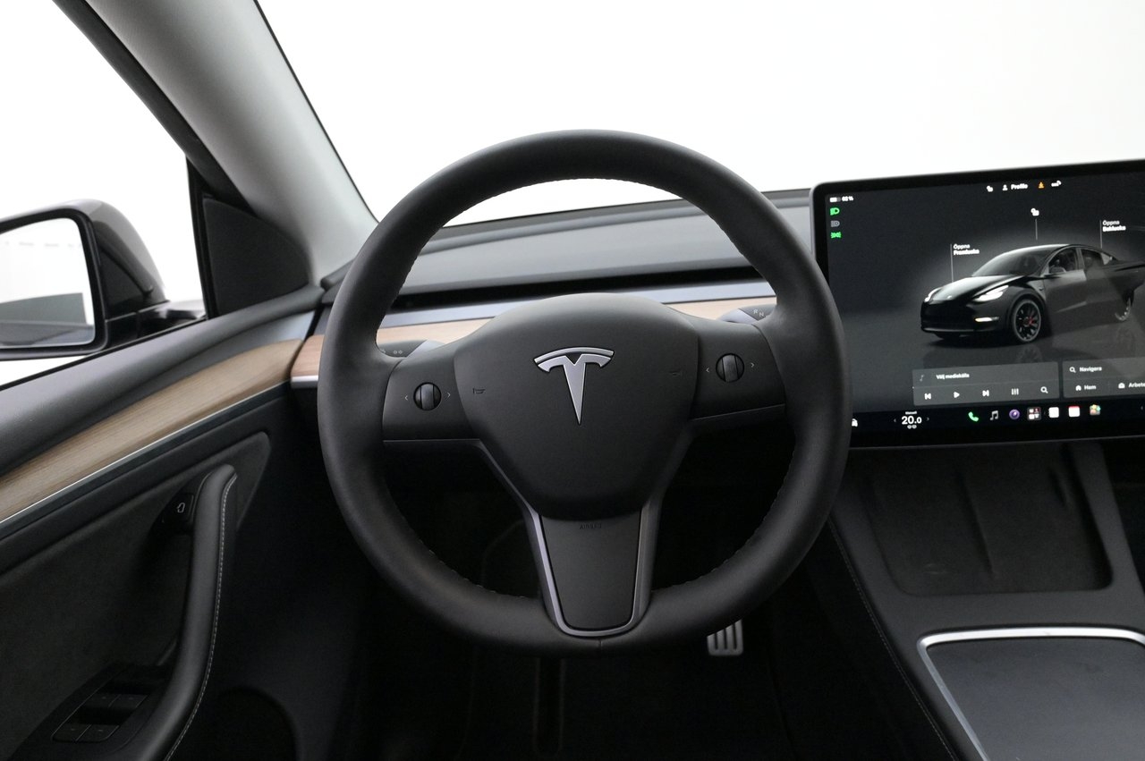 Tesla Model Y Performance Autopilot 2022, photo 7/10