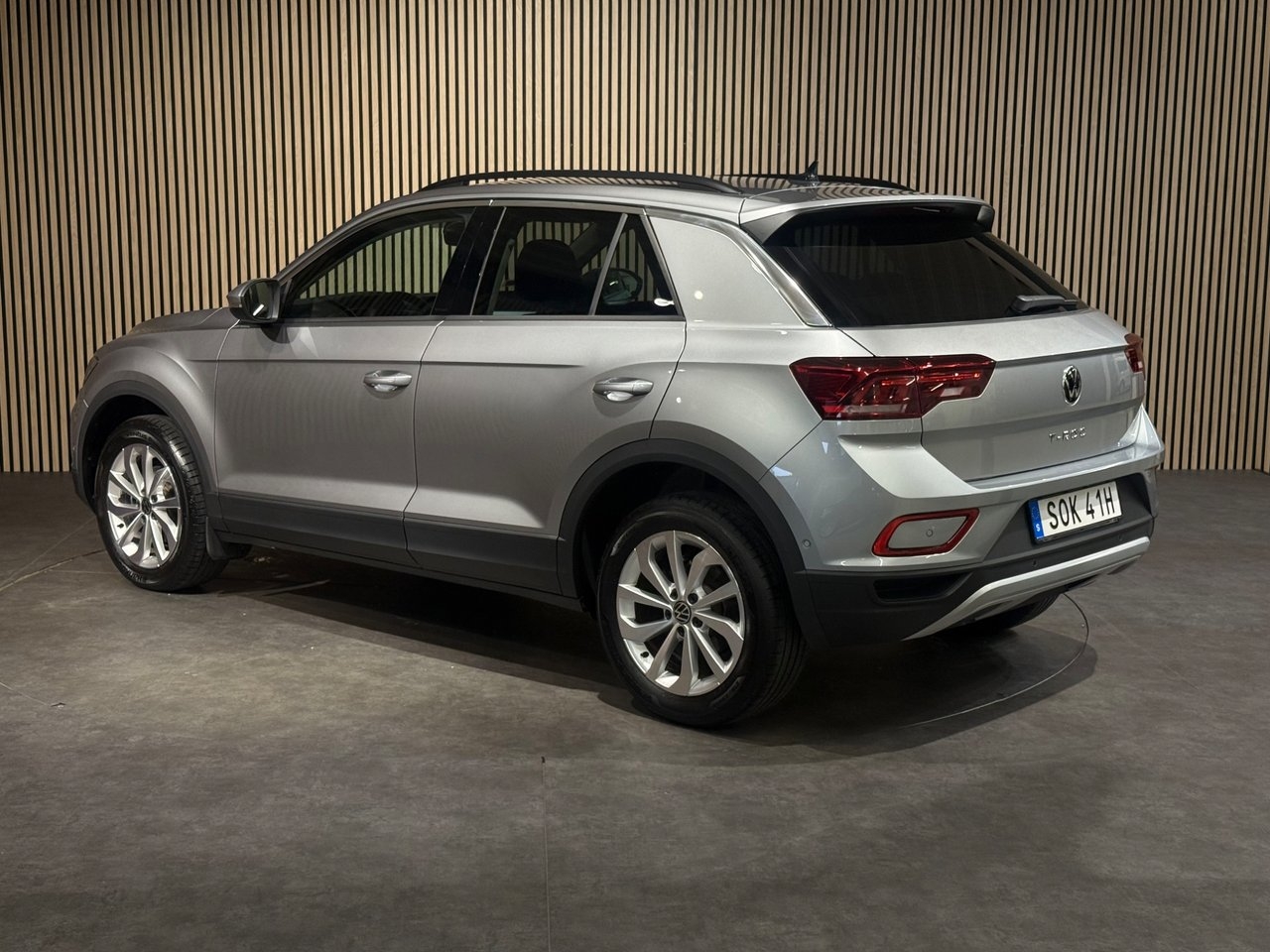 Volkswagen T-Roc 1.5 TSI Automat 2025, bild 6/10