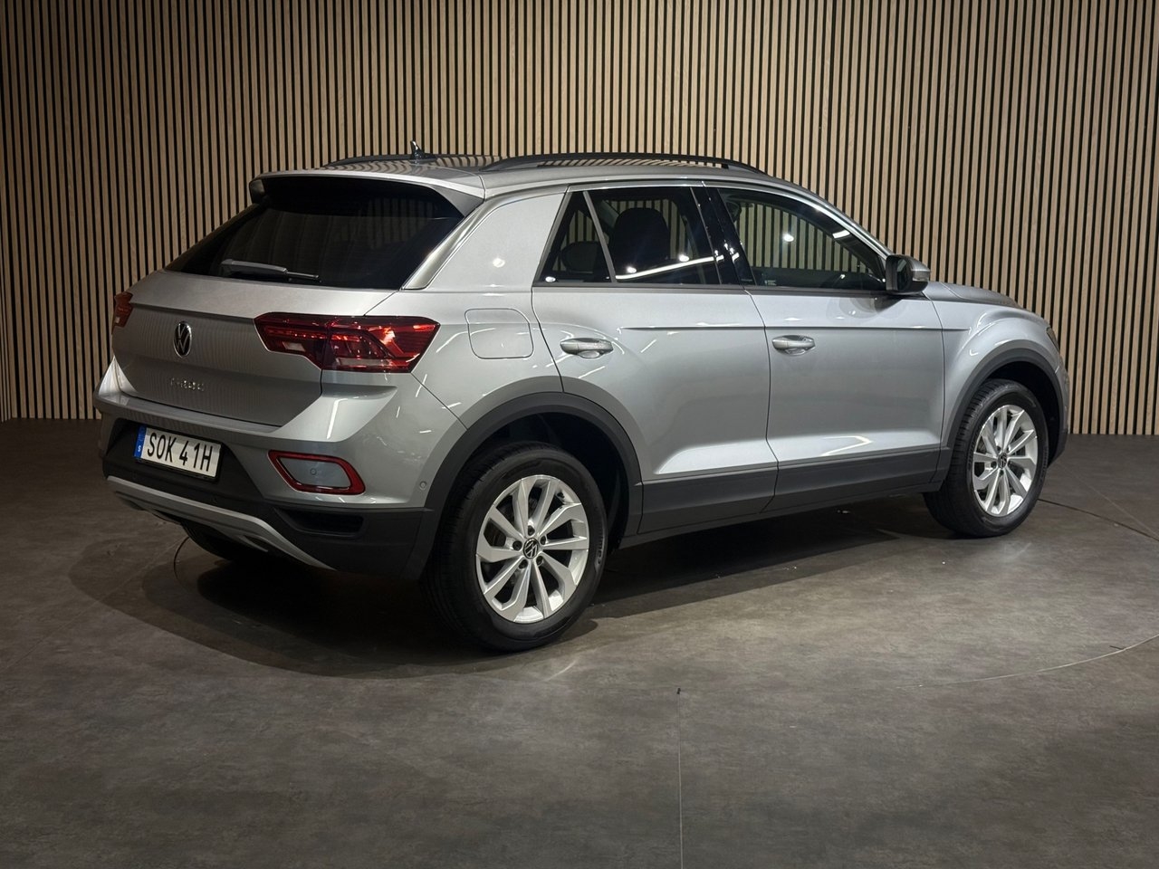 Volkswagen T-Roc 1.5 TSI Automat 2025, bild 4/10